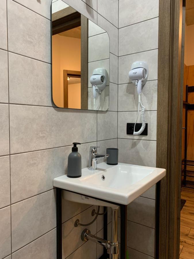 Нові Loft Апартаменти 5 Ivano-Frankivsk Exterior foto