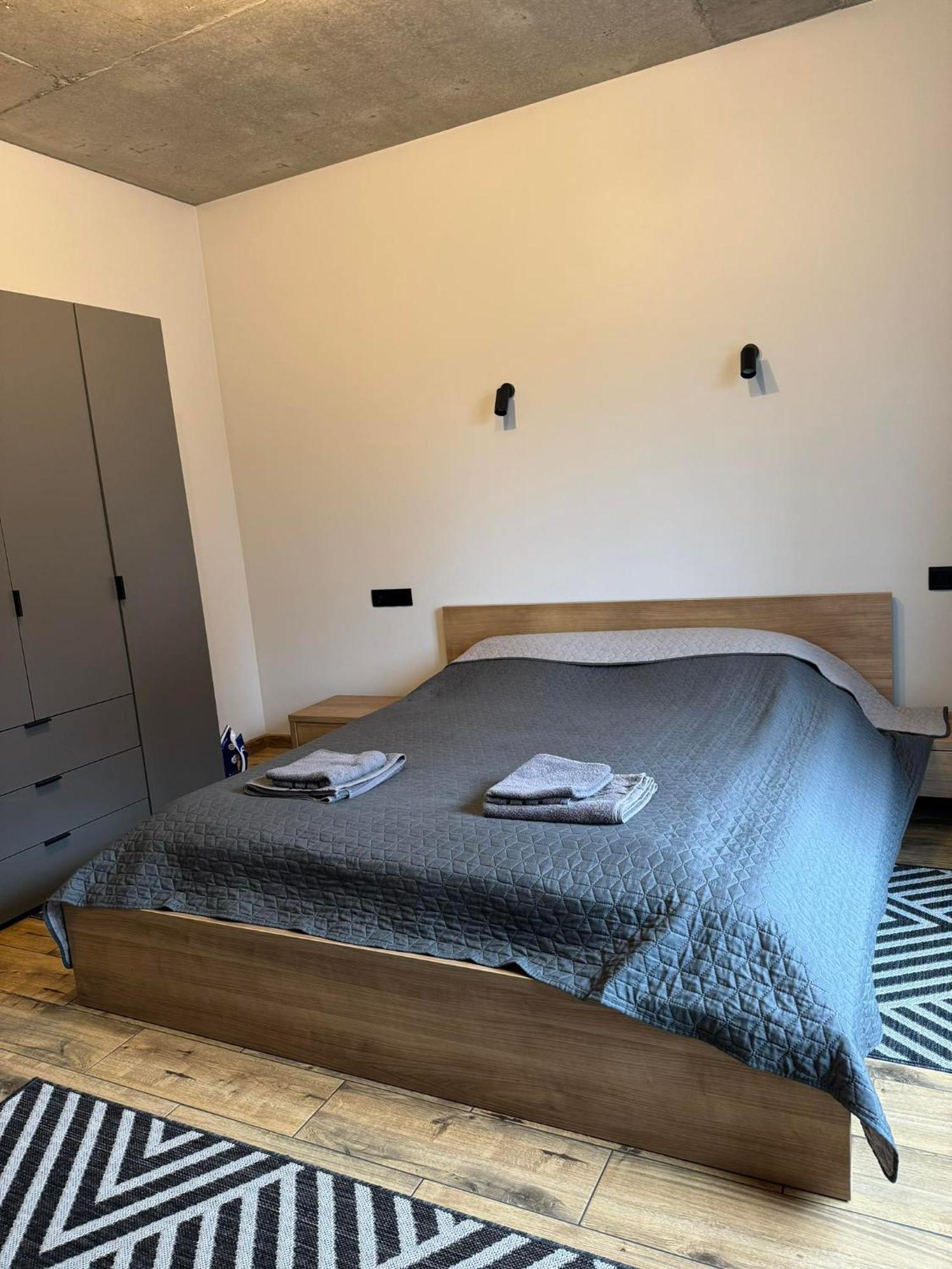 Нові Loft Апартаменти 5 Ivano-Frankivsk Exterior foto